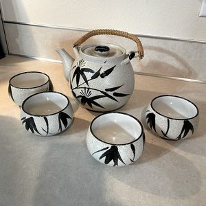 Japanese Stoneware Teapot Set